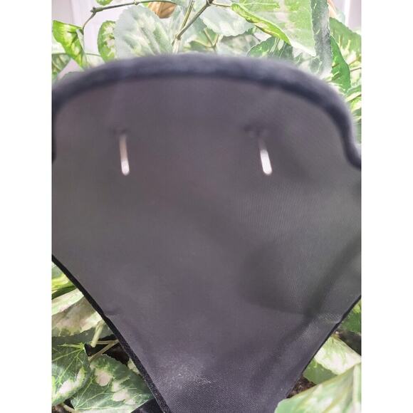 Women's Black Crystal Rhinestone Flower Shape Beautiful Gift Earrings Set - Picture 5 of 8